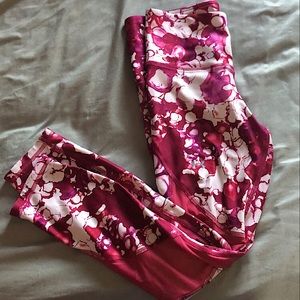 UNDERARMOUR COMPRESSION LEGGINGS